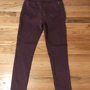 Maroon jeggings